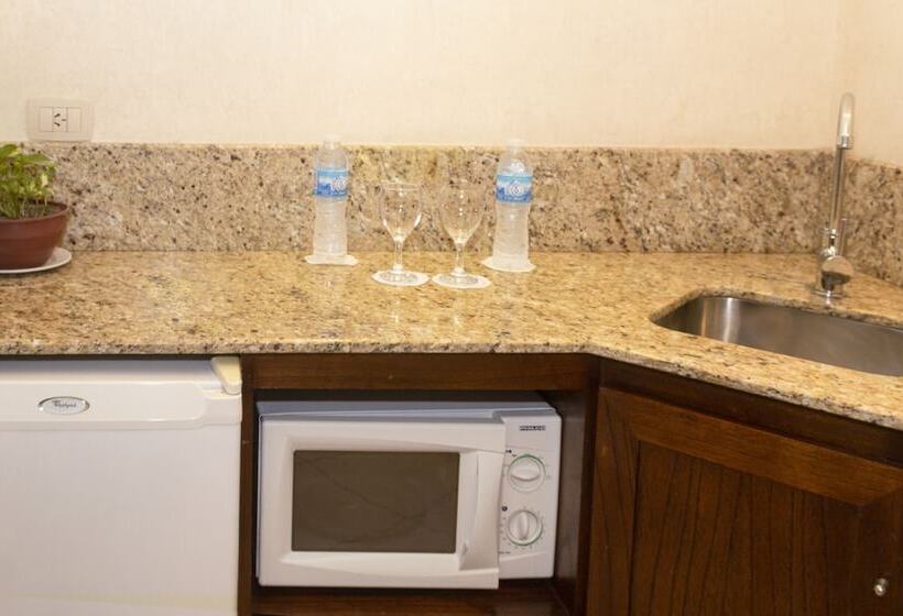 اتاق استاندارد چهار تخته, O2 Hotel Buenos Aires