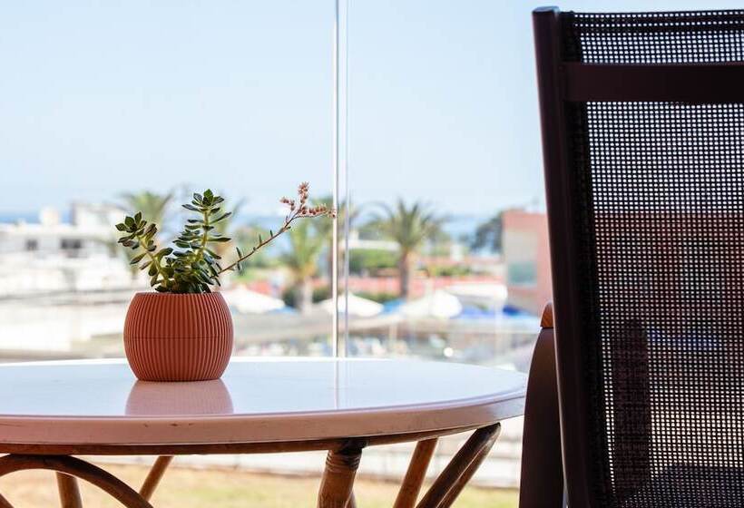 スタンダードトリプルルーム, Rethymno Village