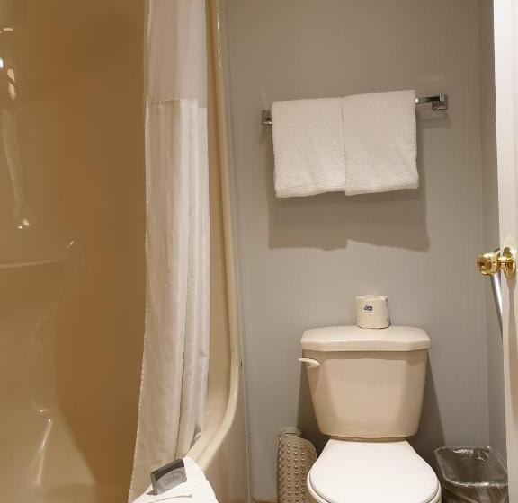 标准间, Riverland Inn & Suites