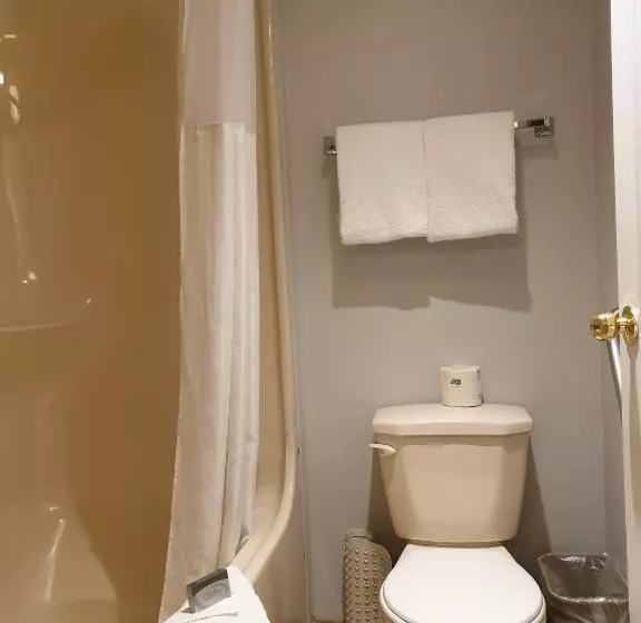 اتاق استاندارد, Riverland Inn & Suites