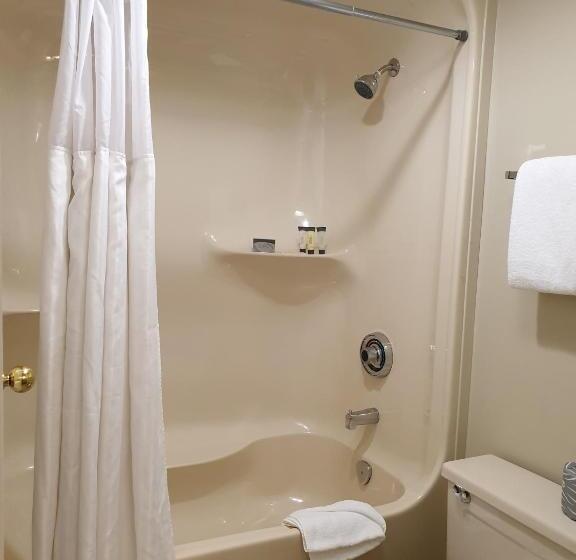 标准间, Riverland Inn & Suites