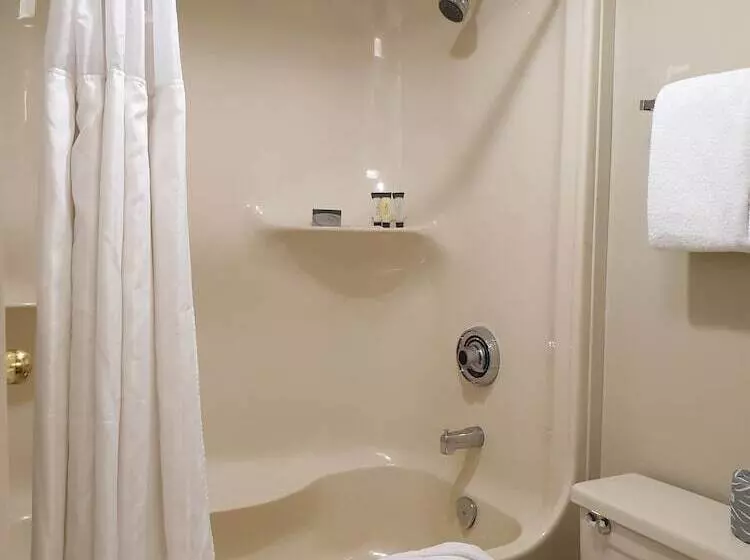 اتاق استاندارد با 2 تخت دوبل, Riverland Inn & Suites