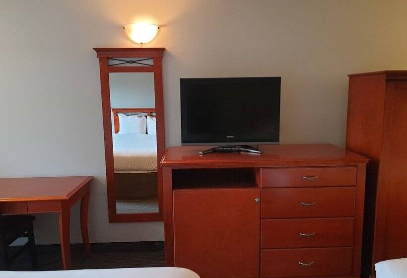 غرفه قياسيه سريرين مزدوجين, Riverland Inn & Suites