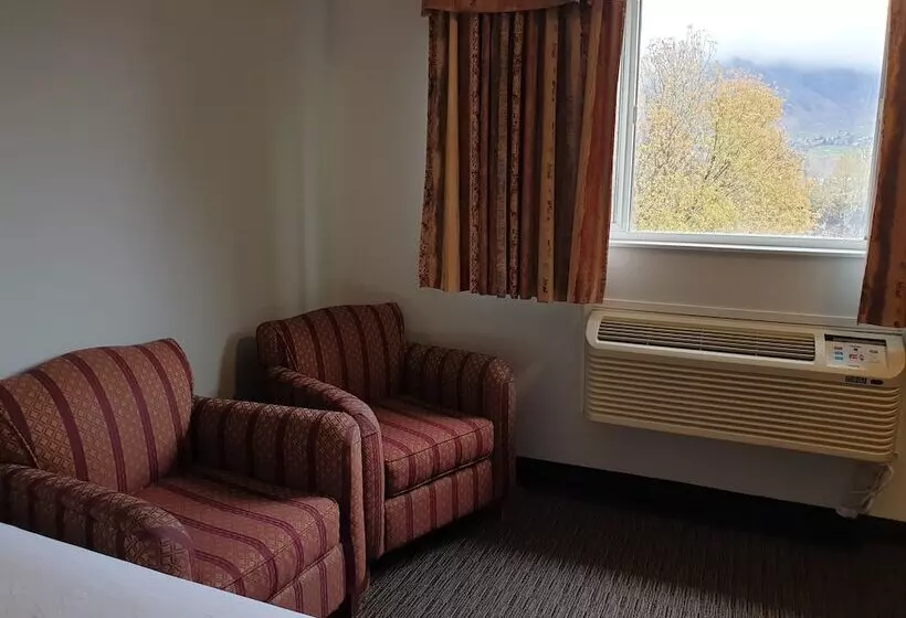 اتاق استاندارد با 2 تخت دوبل, Riverland Inn & Suites