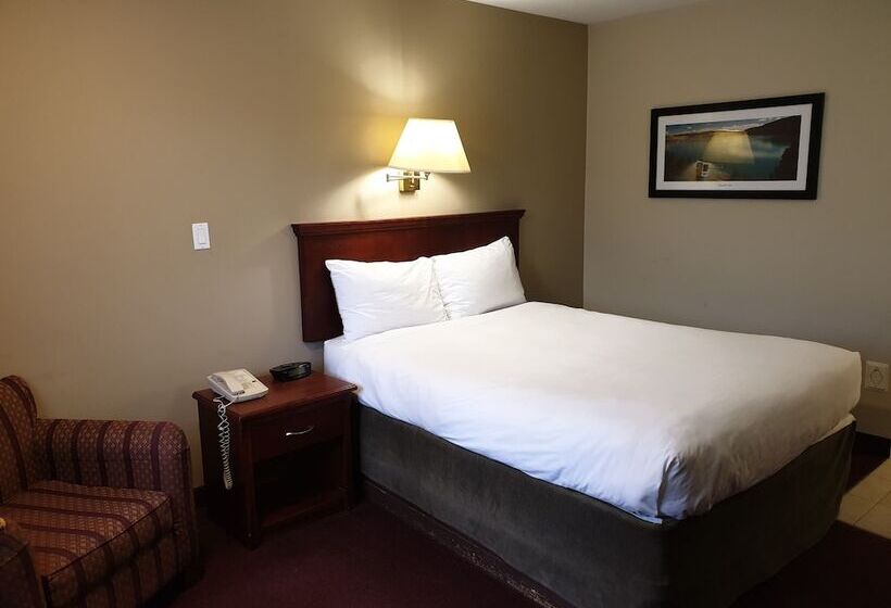 ダブルベッドのベーシックルーム, Riverland Inn & Suites