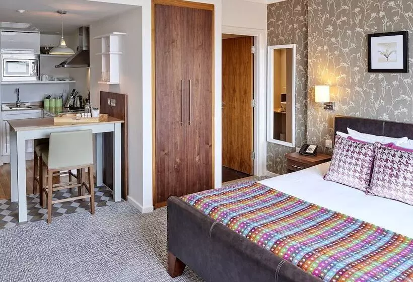 استودیوی استاندارد, Staybridge Suites Liverpool, An Ihg