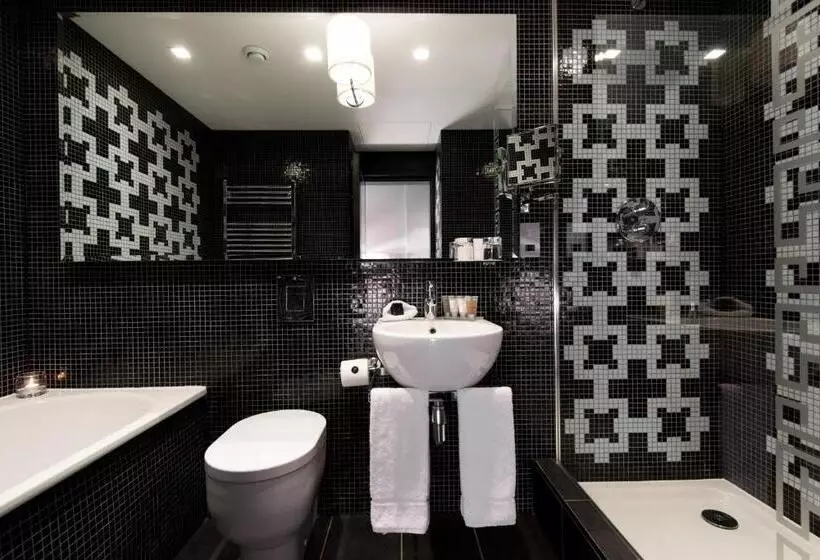 اتاق سوپریور با تخت بزرگ, The Fitzwilliam Hotel Belfast