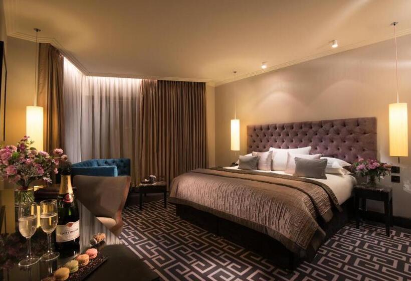 キングサイズベッドのスーペリアルーム, The Fitzwilliam Hotel Belfast