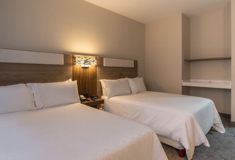 ２ダブルベッドのスタンダードルーム, Holiday Inn Express Morelia Centro Historico