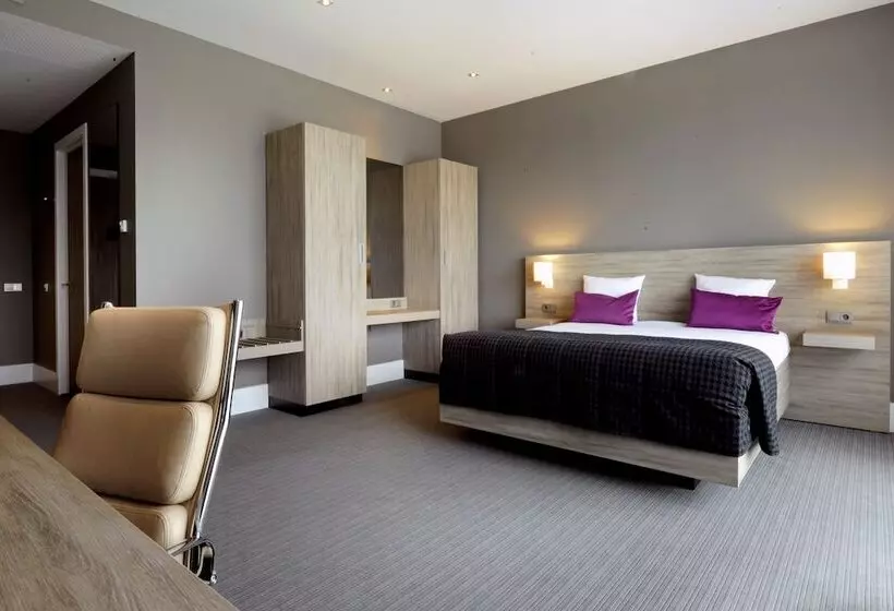 اتاق کلاب, Van Der Valk Hotel Brussels Airport