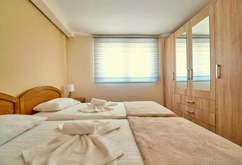 Suite, Veronica