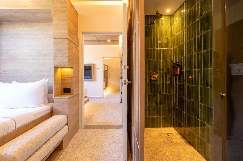 1ベッドルームアパートメント, Veronica