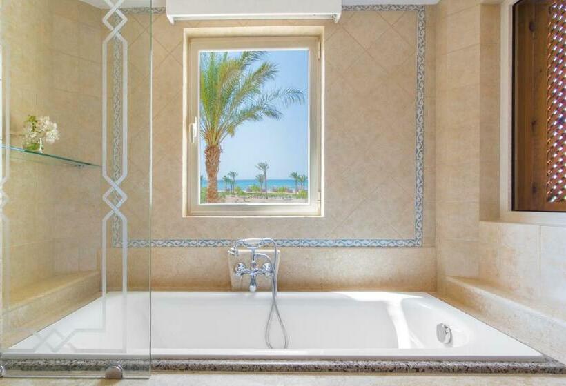 اتاق استاندارد با چشم‌انداز دریا, Kempinski Hotel Soma Bay