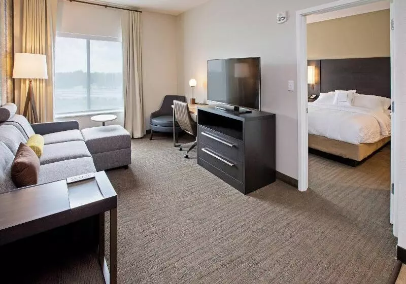 Superior Kolmen Hengen Huone, Leonardo Boutique Hotel Budapest M Square