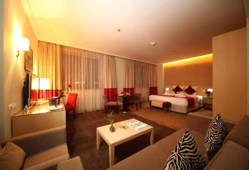 سوییت جونیور, Novotel Riyadh Al Anoud