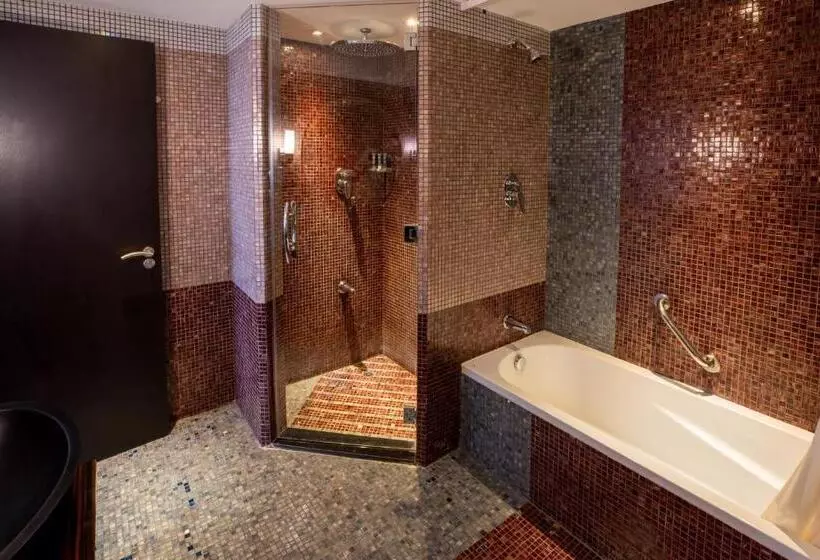 سوئیت رویال, Novotel Riyadh Al Anoud