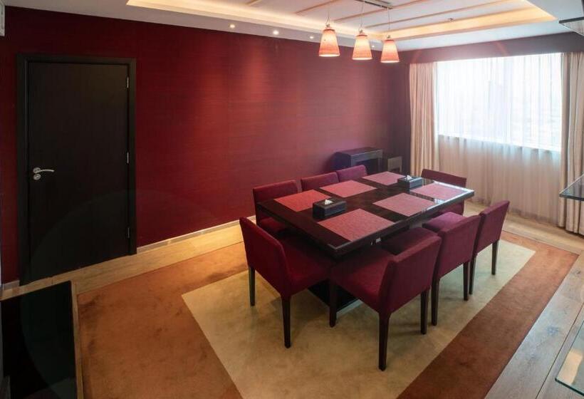 סוויטה מלכותית, Novotel Riyadh Al Anoud