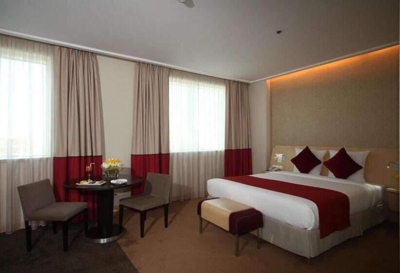 Полулюкс, Novotel Riyadh Al Anoud