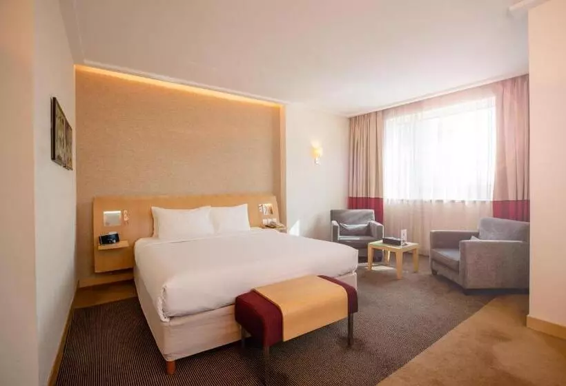 اتاق لوکس, Novotel Riyadh Al Anoud