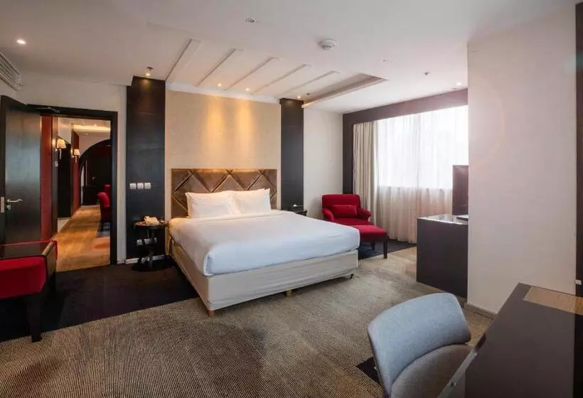 سوئیت رویال, Novotel Riyadh Al Anoud