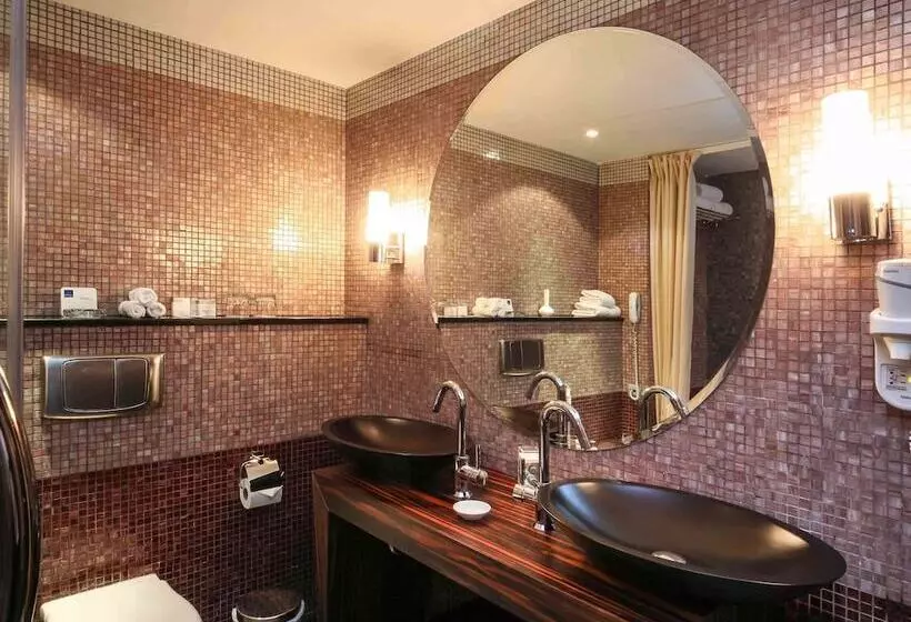 سوئیت رویال, Novotel Riyadh Al Anoud