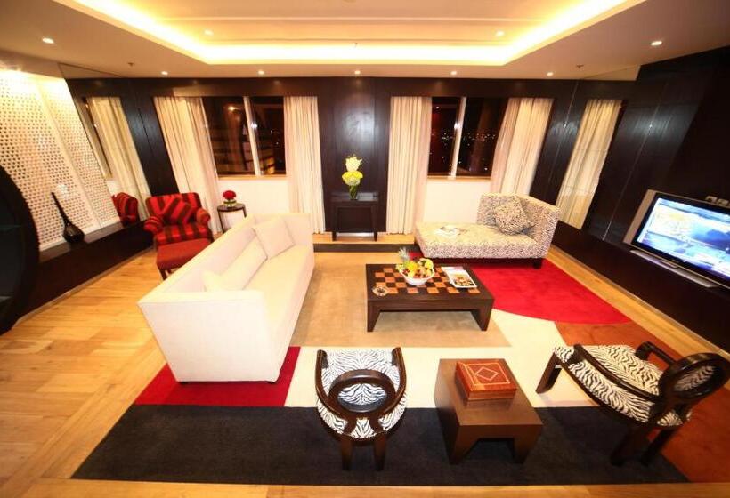 סוויטה מלכותית, Novotel Riyadh Al Anoud