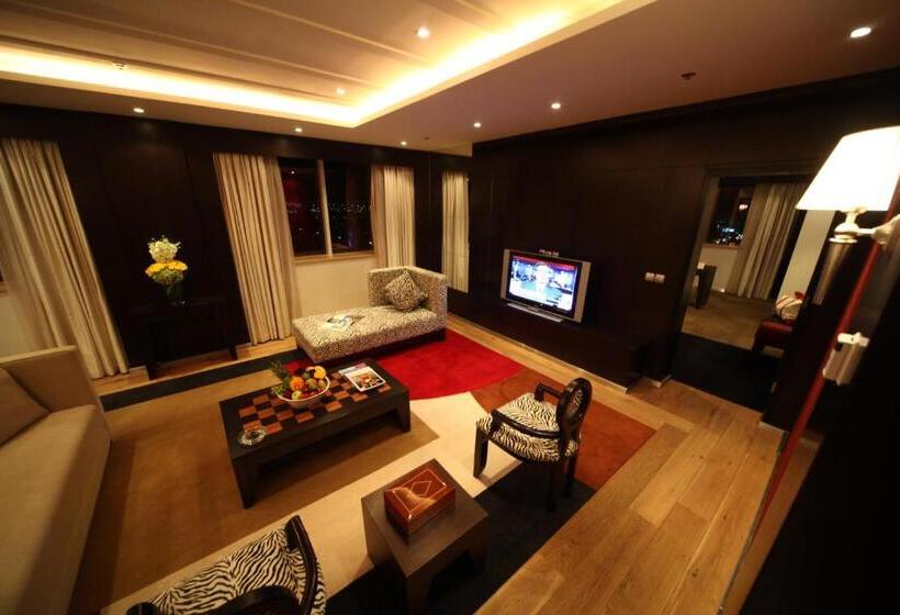 Королевский Люкс, Novotel Riyadh Al Anoud