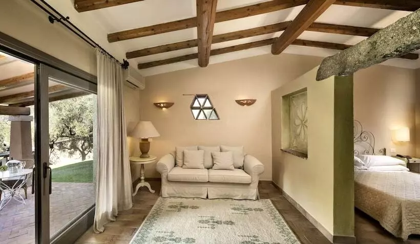 سوییت, Stazzo Lu Ciaccaru