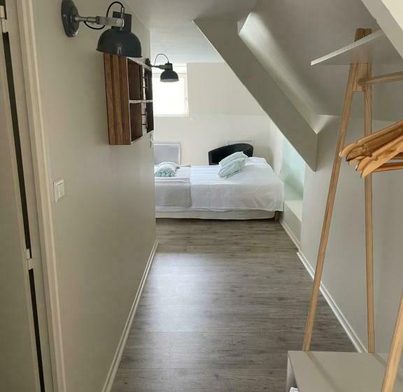 패밀리 룸, Les étangs Des Couartes