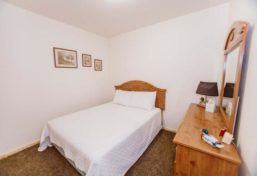 小室, Zook Cabin See 4 States From The Deck A+views