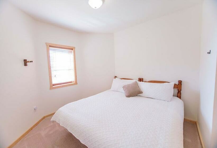 小室, Zook Cabin See 4 States From The Deck A+views