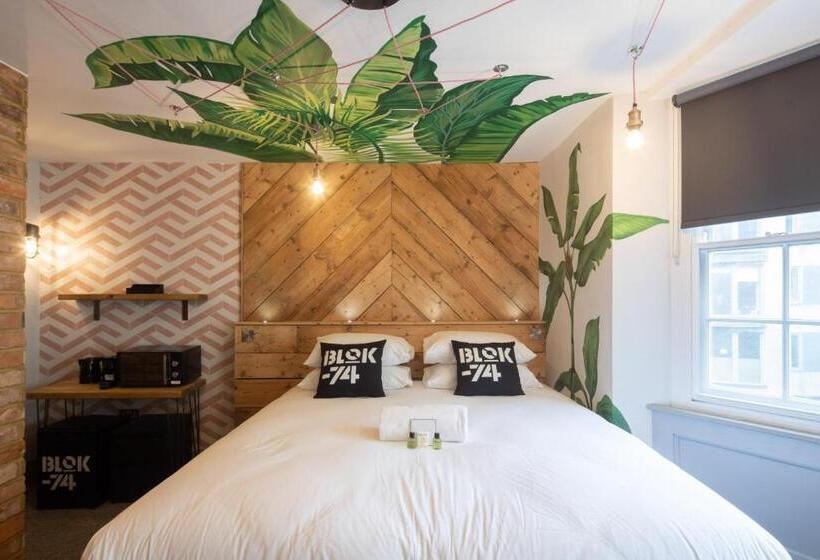 Номер Superior, Blok74