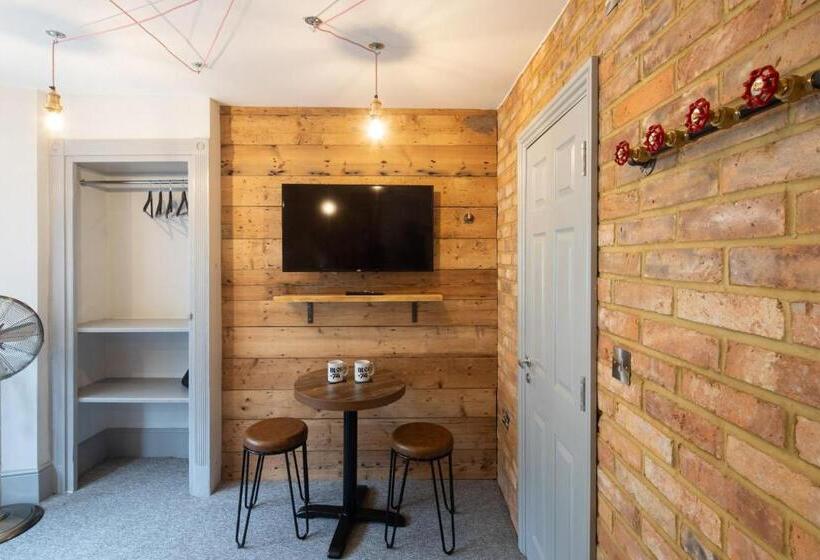 Номер Superior, Blok74