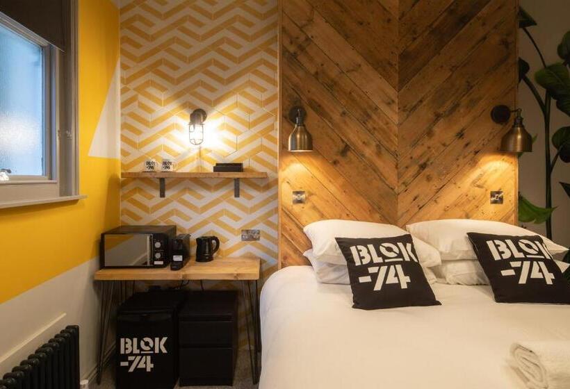 Номер Deluxe, Blok74