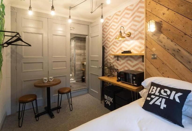 Номер Стандарт, Blok74