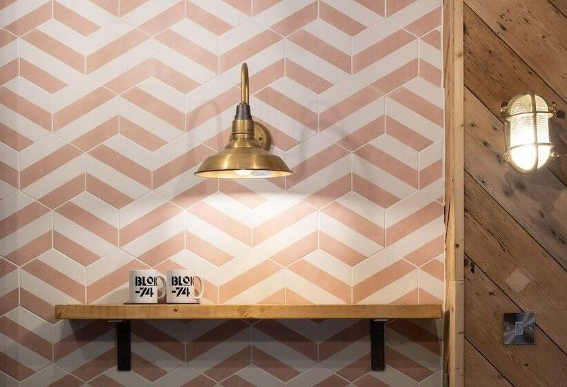 Номер Стандарт, Blok74