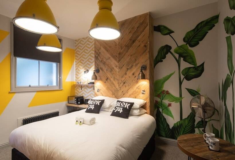 Номер Deluxe, Blok74