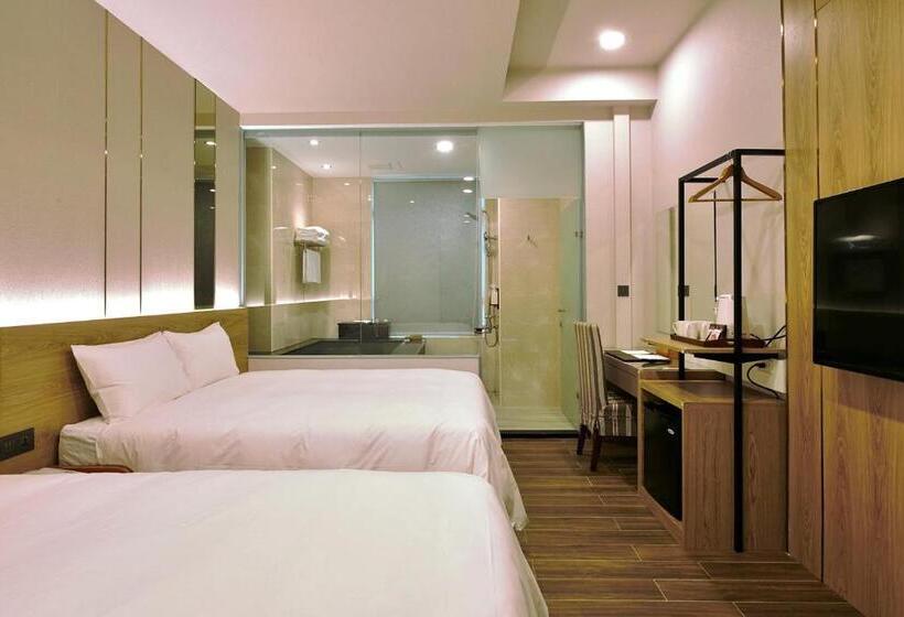 اتاق لوکس چهار تخته, Muen Yuan Dong Hot Spring