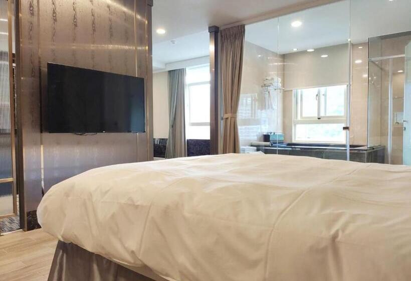 سوییت اجرایی, Muen Yuan Dong Hot Spring