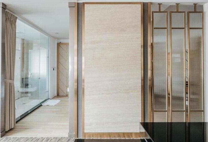 سوییت اجرایی, Muen Yuan Dong Hot Spring