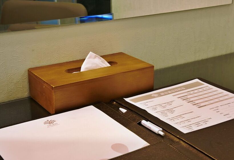 اتاق لوکس چهار تخته, Muen Yuan Dong Hot Spring