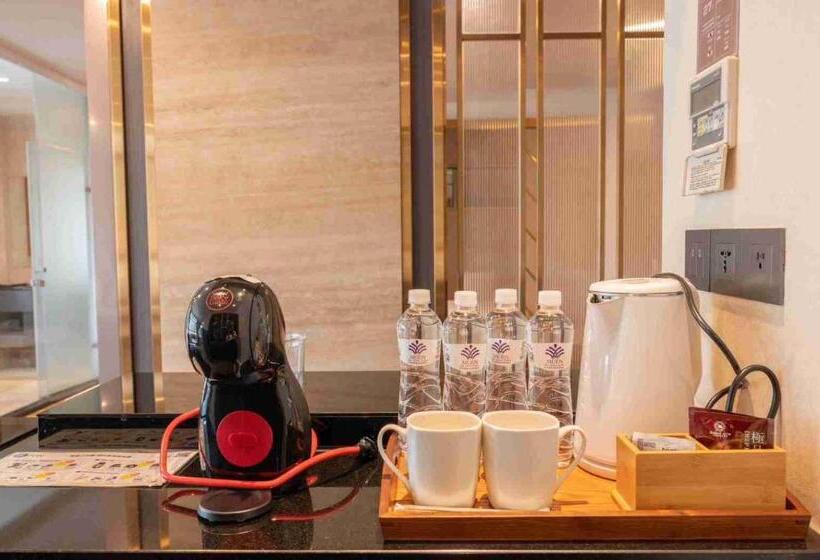 سوییت اجرایی, Muen Yuan Dong Hot Spring