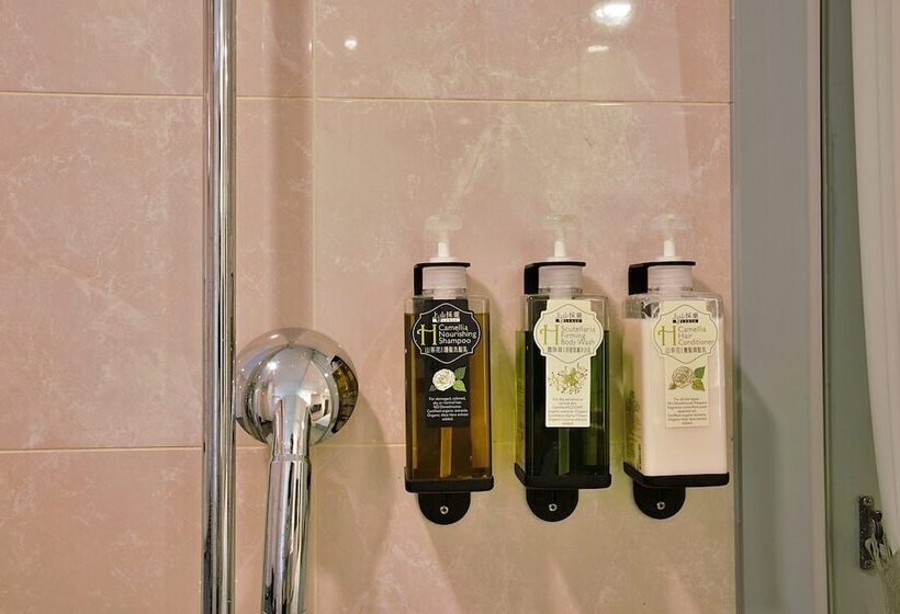 اتاق لوکس چهار تخته, Muen Yuan Dong Hot Spring