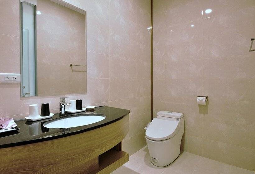 اتاق لوکس چهار تخته, Muen Yuan Dong Hot Spring