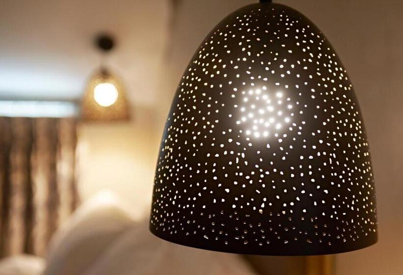 スタンダードルーム, Valentino S Restaurant With Rooms