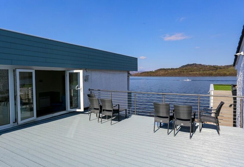 סוויטה אקזקיוטיב, Duck Bay