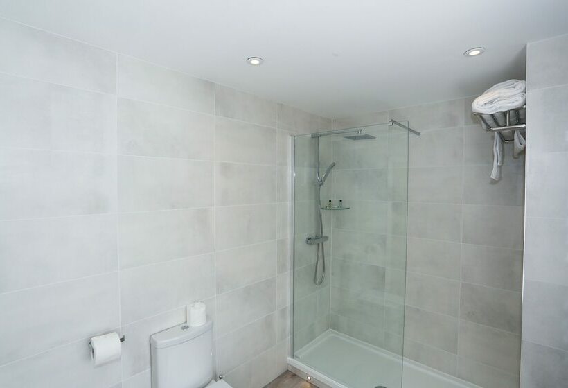 סוויטה אקזקיוטיב, Duck Bay