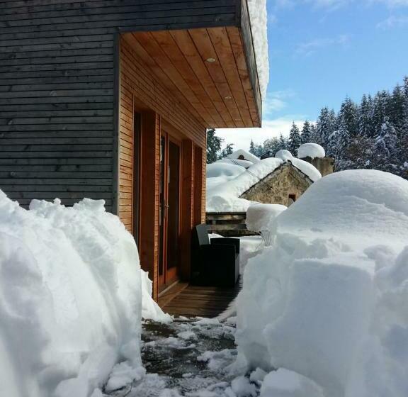 غرفة قياسية مزوَّدة بتراس, La Roche Aux Fées