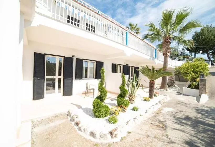 استودیوی استاندارد, Residence Paradise