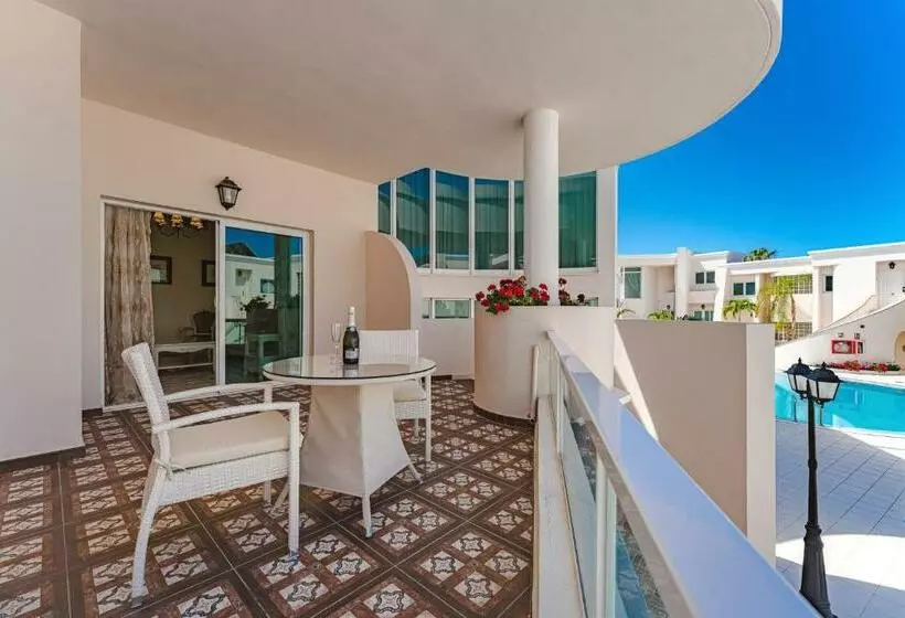 سوییت, Flamingo Suites Boutique